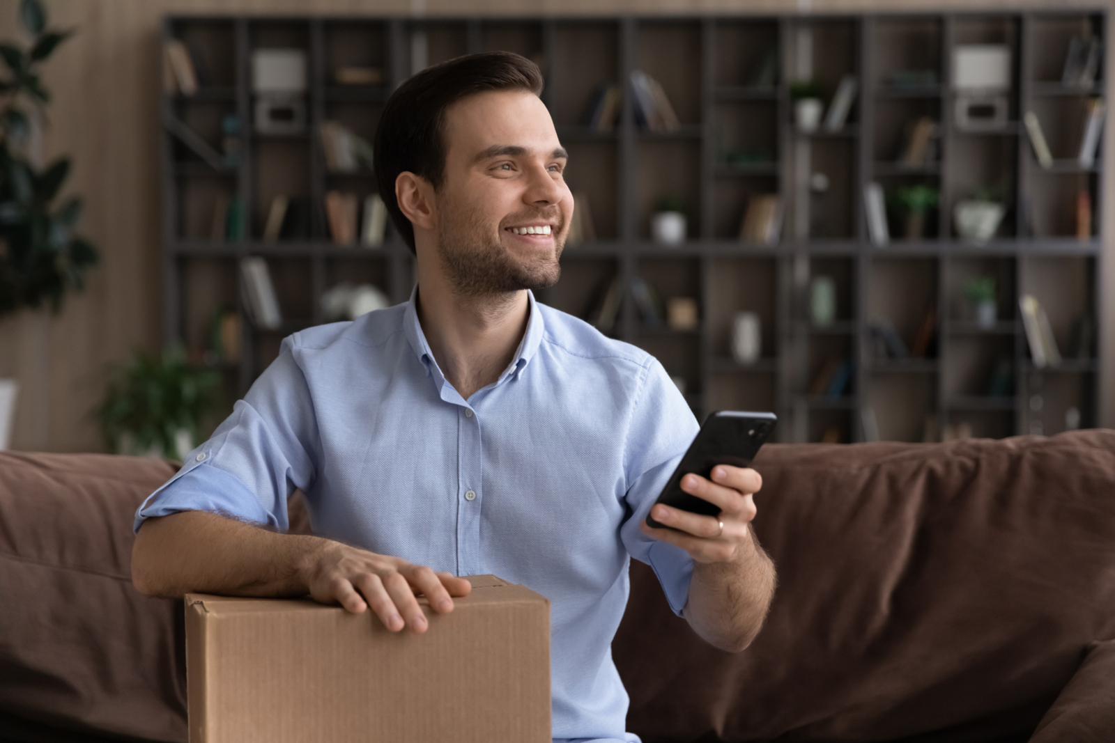 The Art of Selling Used Items Online: Enhancing Logistics with ShipStation and U-Pack